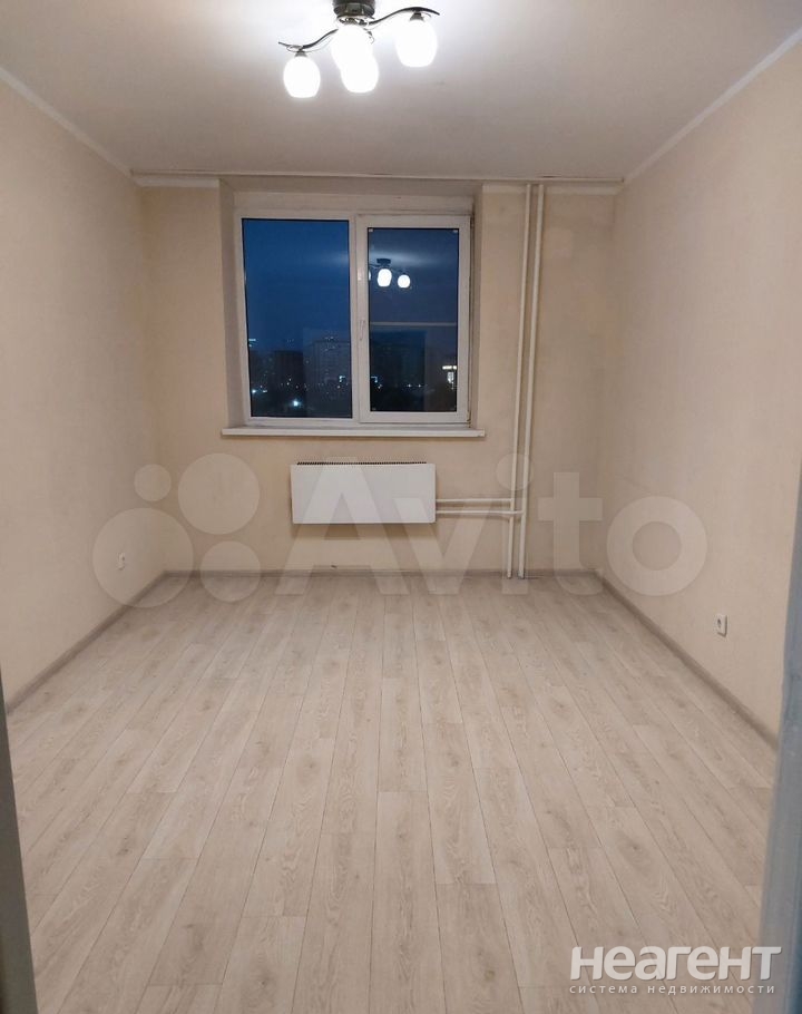 Продается 2-х комнатная квартира, 57,7 м²