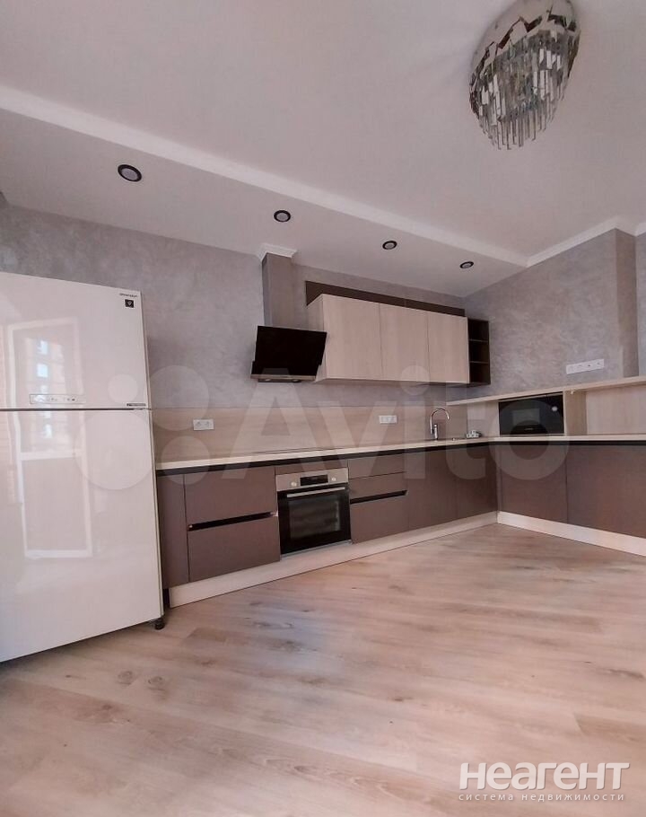 Продается 3-х комнатная квартира, 110 м²