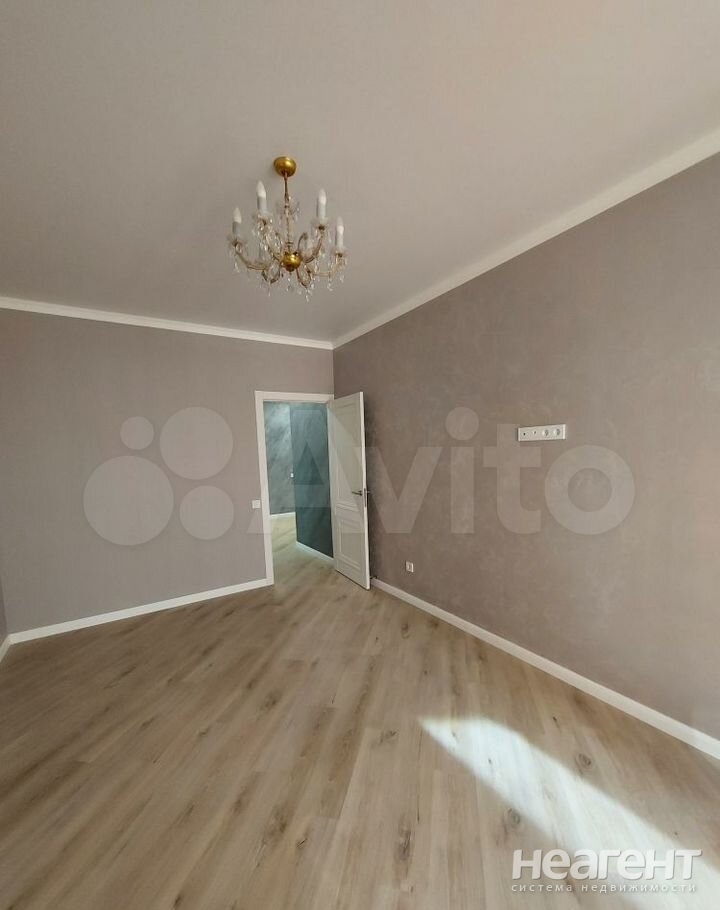 Продается 3-х комнатная квартира, 110 м²