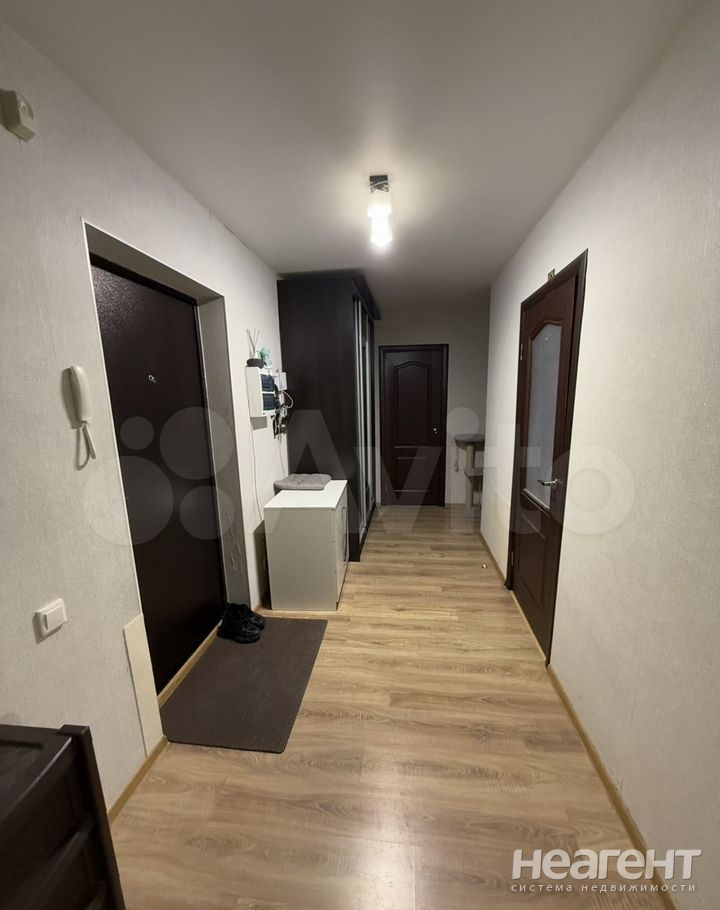 Продается 2-х комнатная квартира, 60 м²