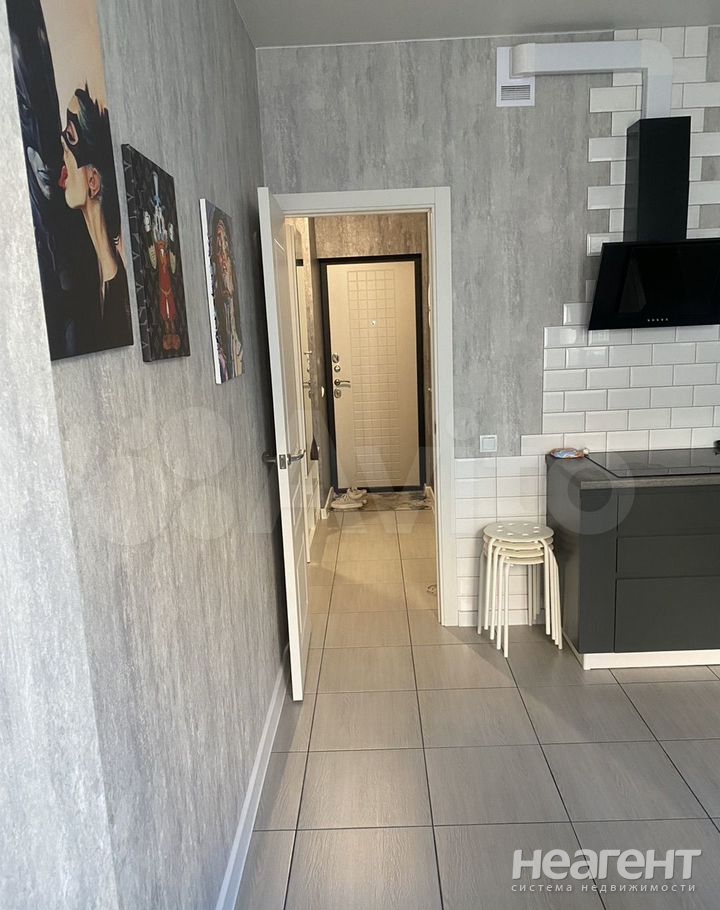 Продается 1-комнатная квартира, 36 м²