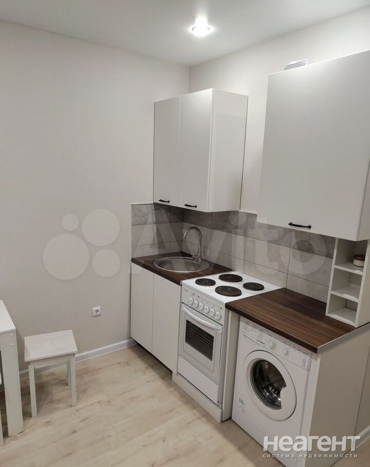 Сдается 1-комнатная квартира, 35 м²