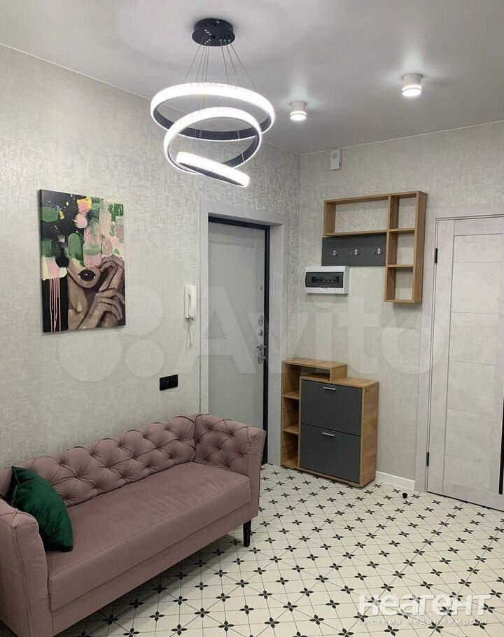 Продается 1-комнатная квартира, 39 м²