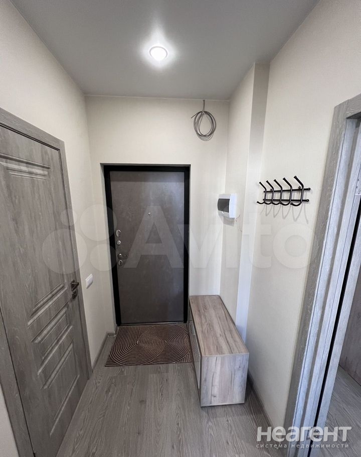 Сдается 1-комнатная квартира, 37 м²