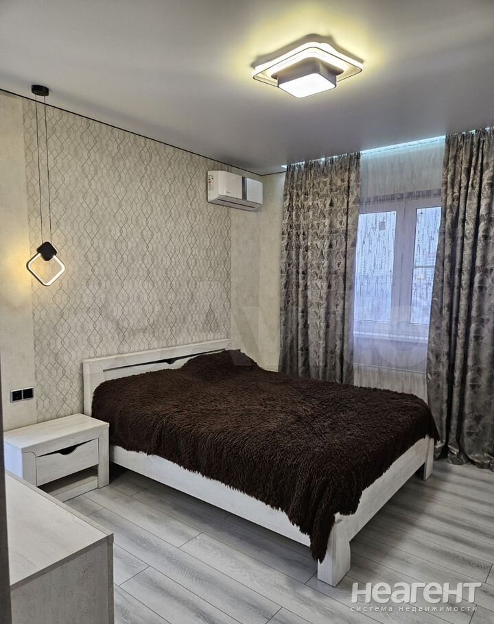 Сдается 2-х комнатная квартира, 74 м²