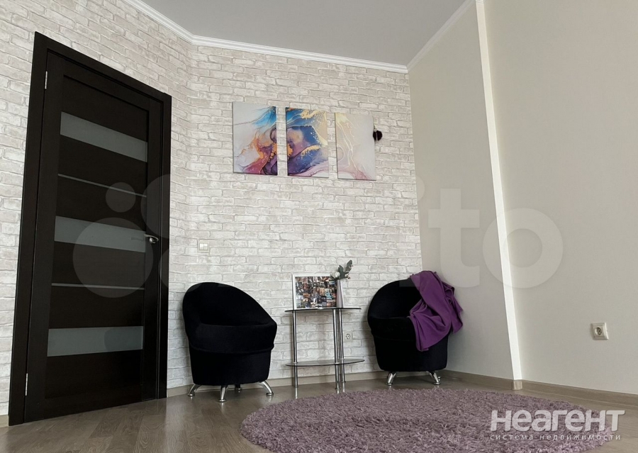 Сдается 1-комнатная квартира, 45 м²