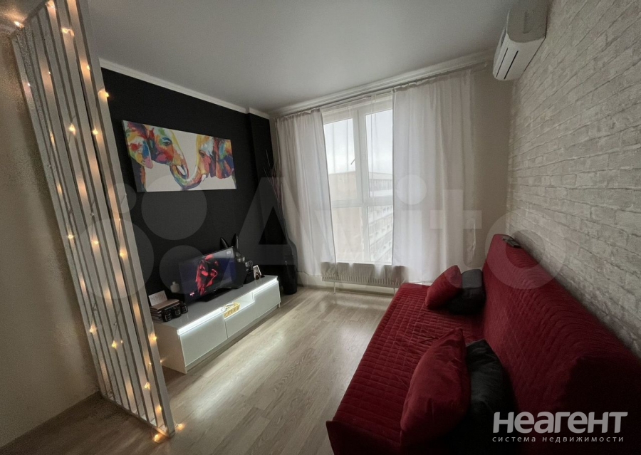 Сдается 1-комнатная квартира, 45 м²