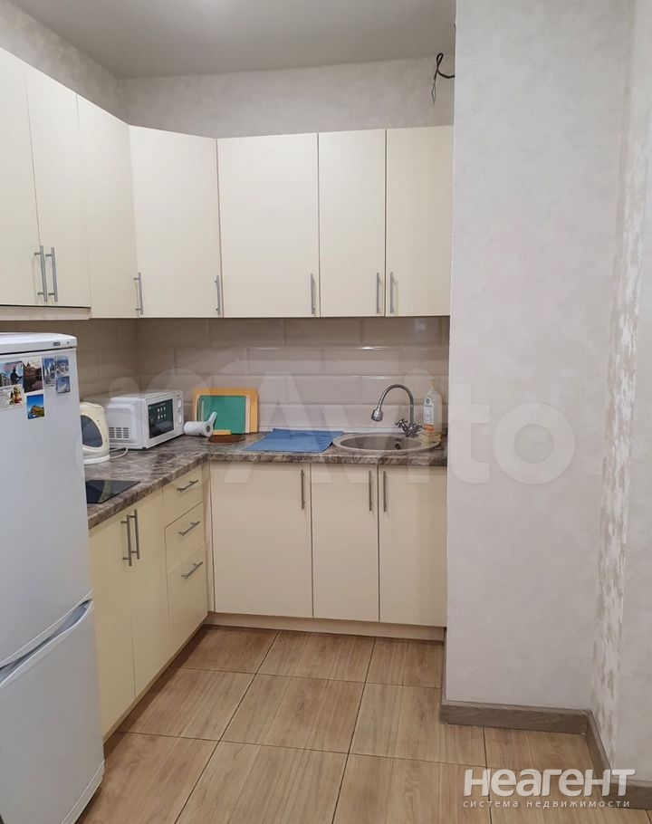 Сдается 1-комнатная квартира, 35 м²