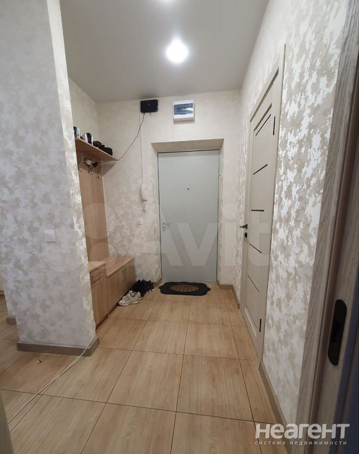 Сдается 1-комнатная квартира, 35 м²