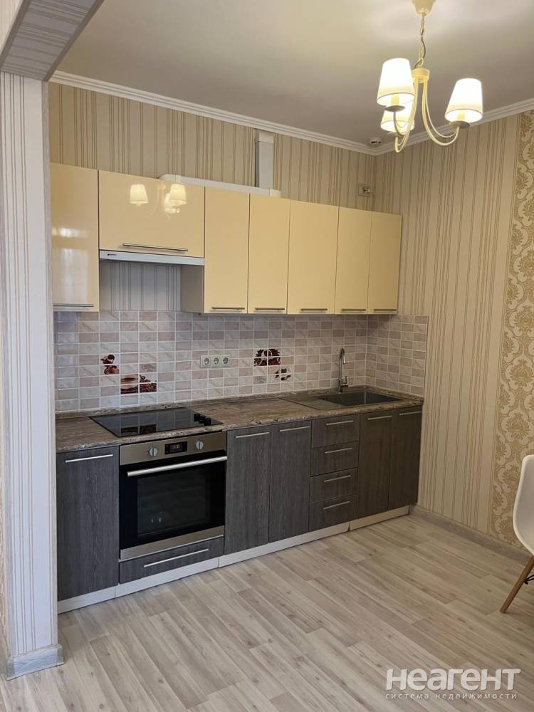 Сдается 1-комнатная квартира, 39,9 м²