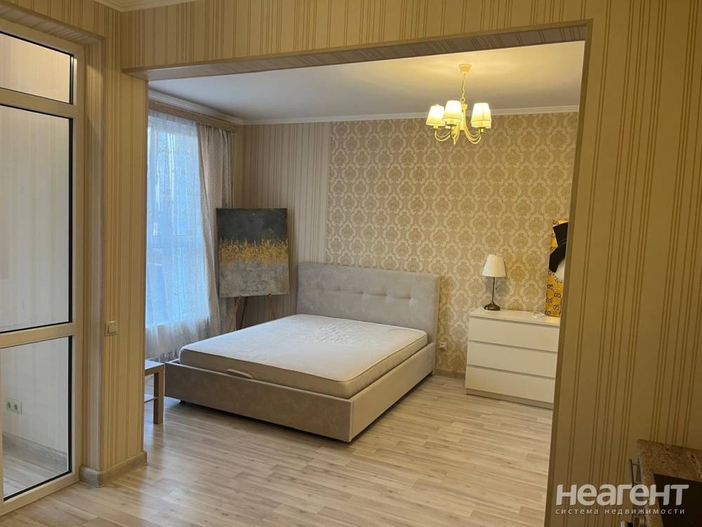 Сдается 1-комнатная квартира, 39,9 м²