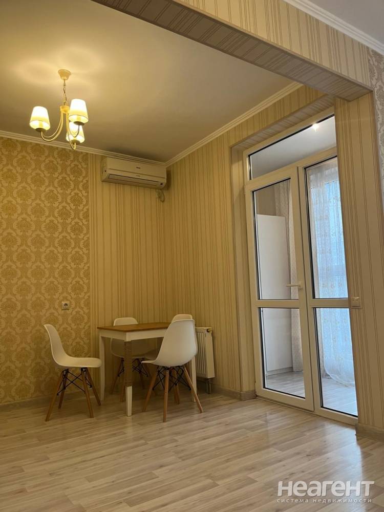 Сдается 1-комнатная квартира, 39,9 м²