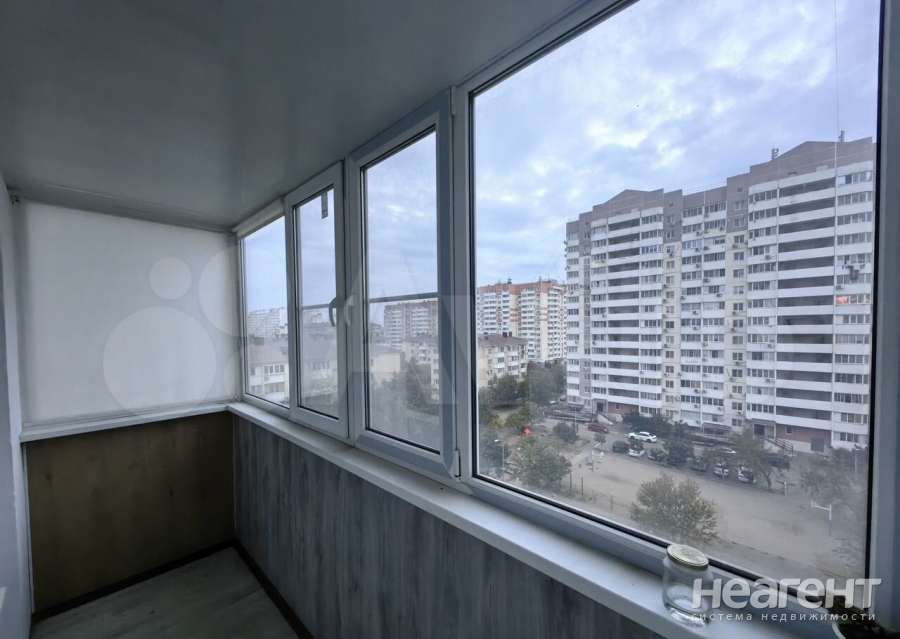 Продается 1-комнатная квартира, 37,8 м²