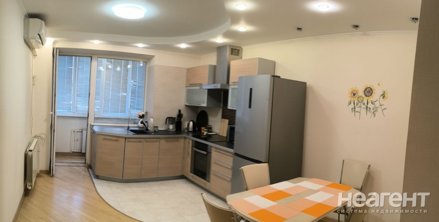 Продается 3-х комнатная квартира, 72,7 м²