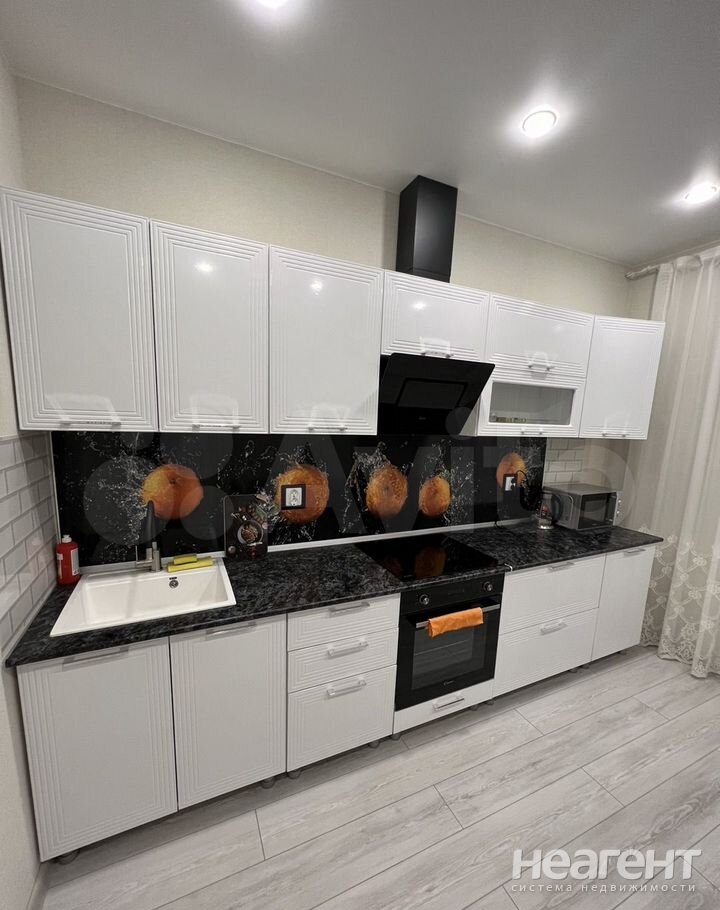 Сдается 2-х комнатная квартира, 62 м²