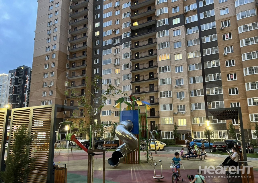 Сдается 2-х комнатная квартира, 62 м²