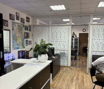 Продается Офис, 130 м²