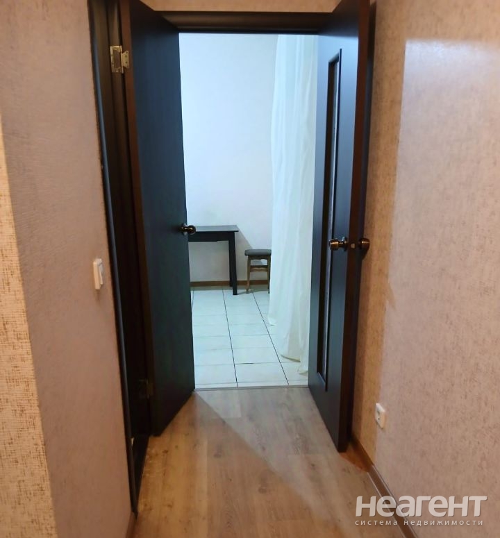 Сдается 1-комнатная квартира, 35 м²