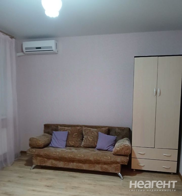 Сдается 1-комнатная квартира, 35 м²