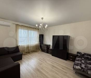 Сдается 1-комнатная квартира, 41,9 м²