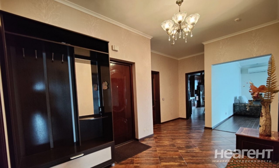 Сдается Многокомнатная квартира, 116,7 м²