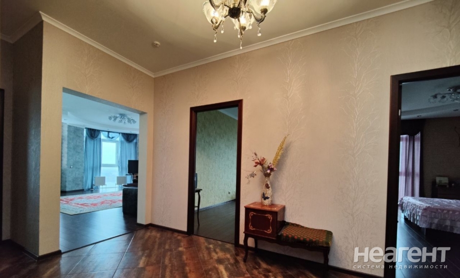 Сдается Многокомнатная квартира, 116,7 м²