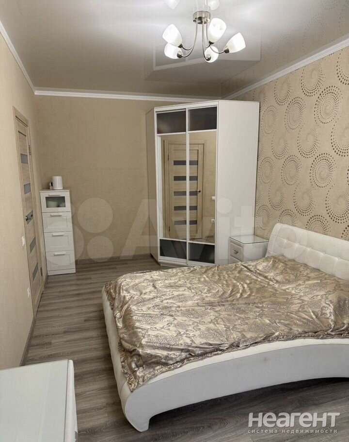 Продается 1-комнатная квартира, 43,6 м²