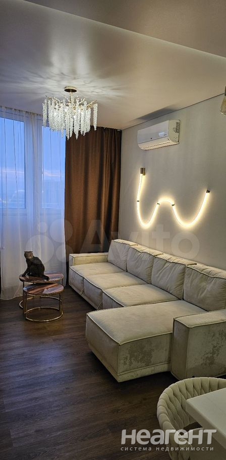 Продается 2-х комнатная квартира, 72 м²