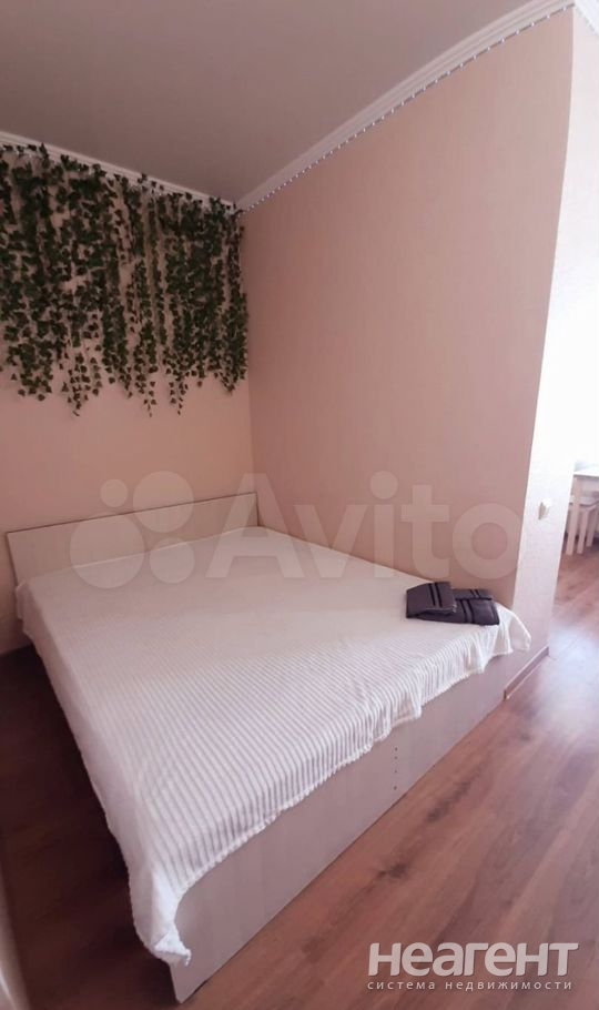 Продается 1-комнатная квартира, 24,8 м²