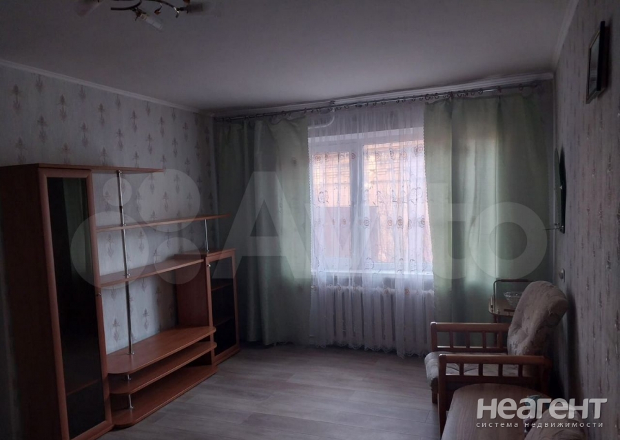 Сдается 1-комнатная квартира, 32 м²