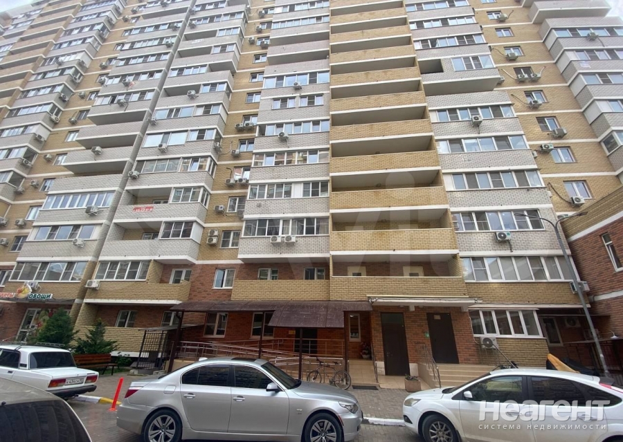 Продается 1-комнатная квартира, 40,5 м²