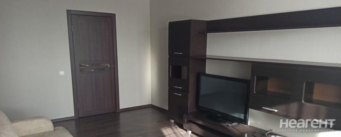 Сдается 2-х комнатная квартира, 80 м²