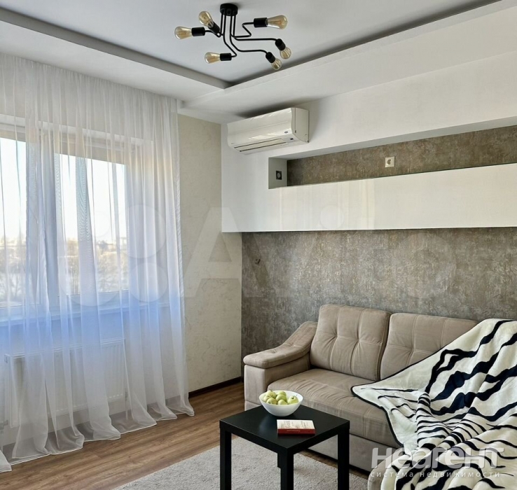 Сдается 2-х комнатная квартира, 65 м²