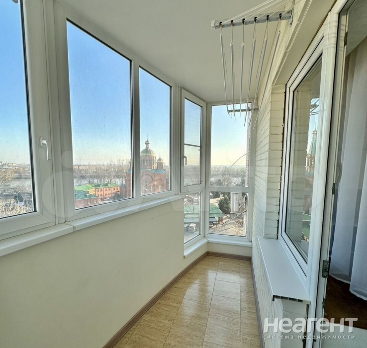 Сдается 2-х комнатная квартира, 65 м²