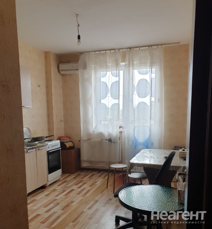 Сдается 2-х комнатная квартира, 70,1 м²