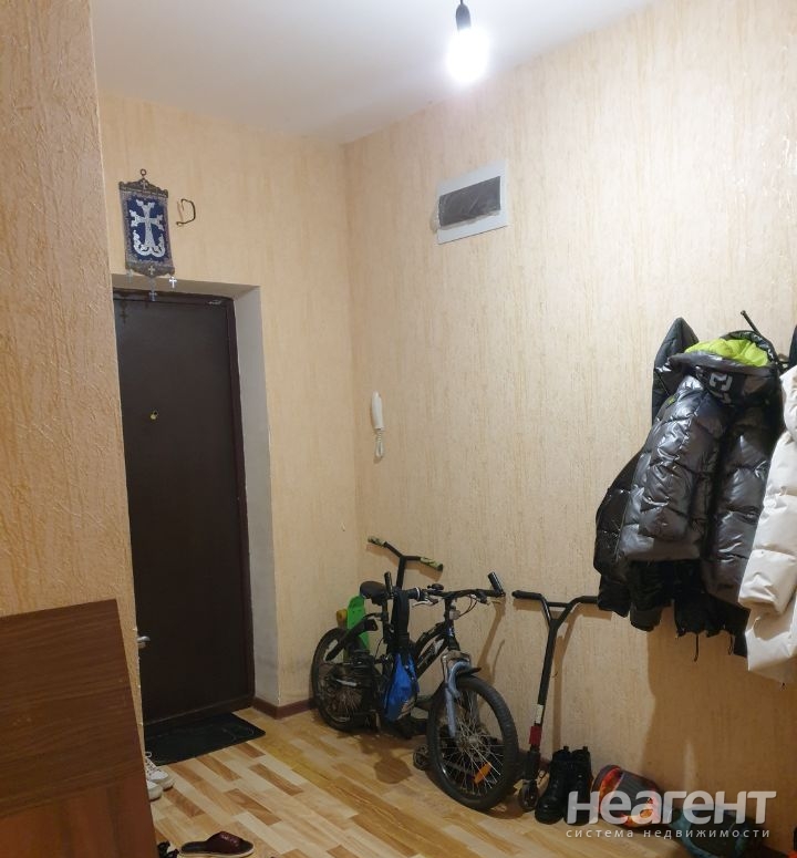 Сдается 2-х комнатная квартира, 70,1 м²