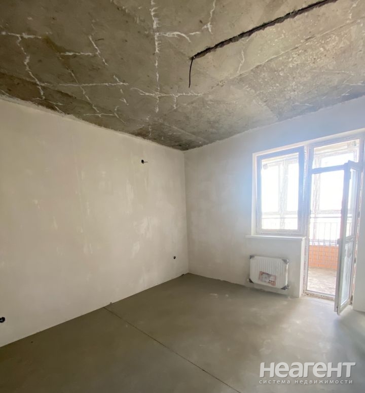 Продается 1-комнатная квартира, 59 м²