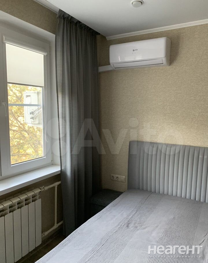 Продается 1-комнатная квартира, 39,7 м²