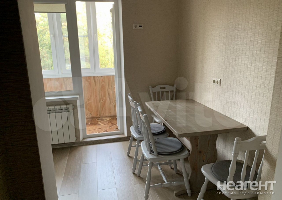 Продается 1-комнатная квартира, 39,7 м²