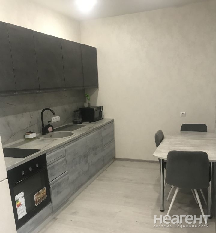 Сдается 2-х комнатная квартира, 57 м²