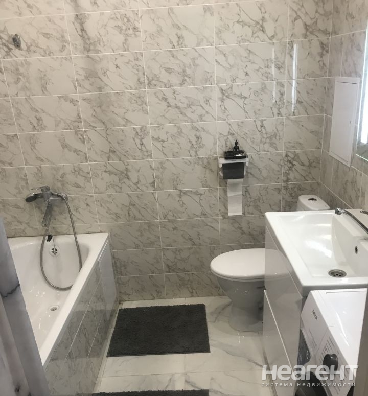 Сдается 2-х комнатная квартира, 57 м²