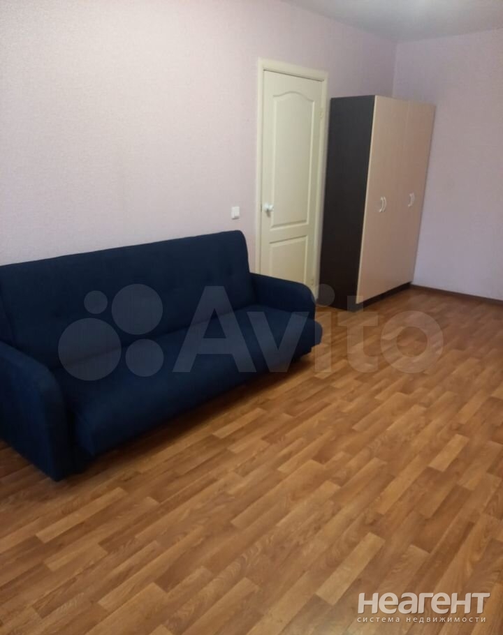 Сдается 1-комнатная квартира, 37 м²