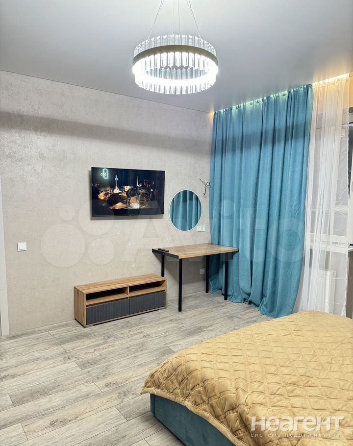 Сдается 1-комнатная квартира, 50 м²