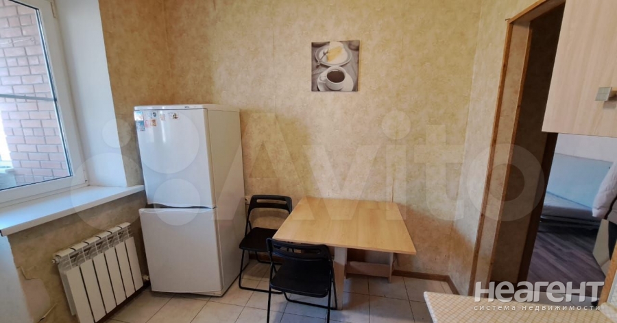 Продается 1-комнатная квартира, 34 м²