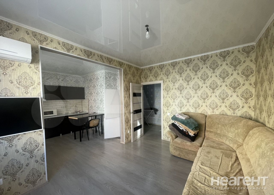 Продается 1-комнатная квартира, 33 м²