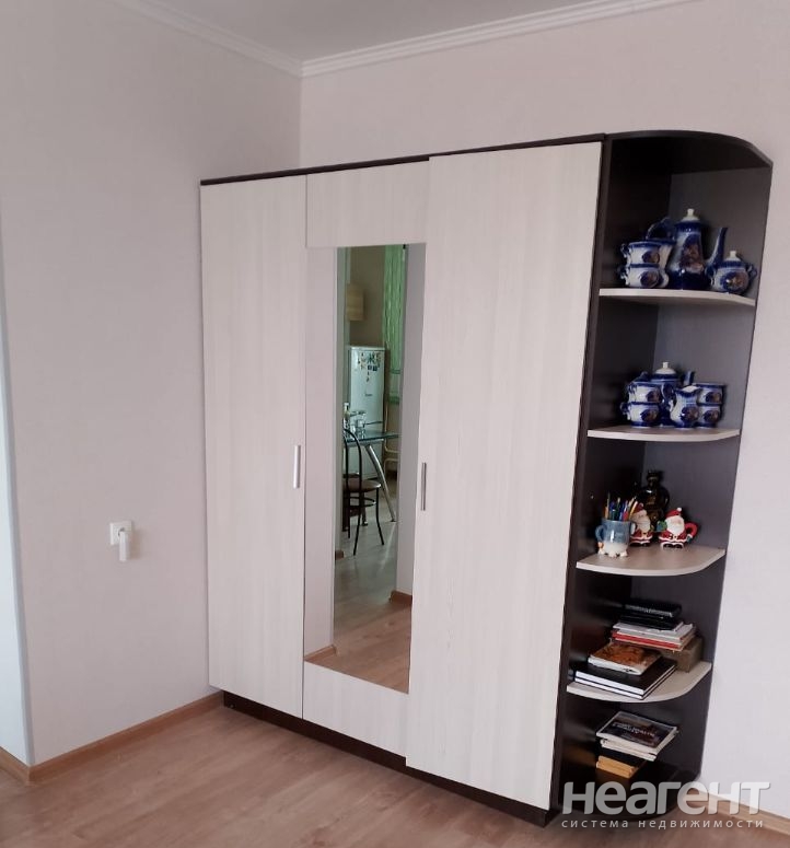 Сдается 1-комнатная квартира, 38 м²