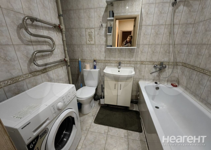 Сдается 1-комнатная квартира, 41 м²