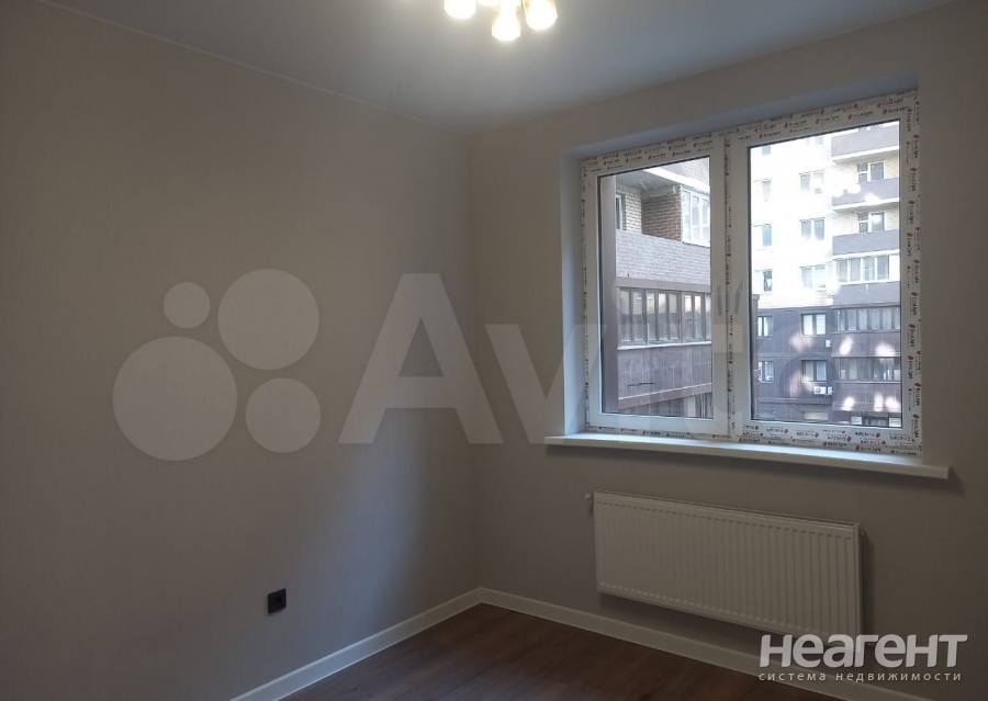 Продается 1-комнатная квартира, 38 м²