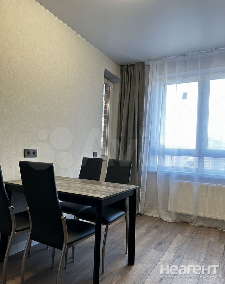 Сдается 1-комнатная квартира, 35 м²