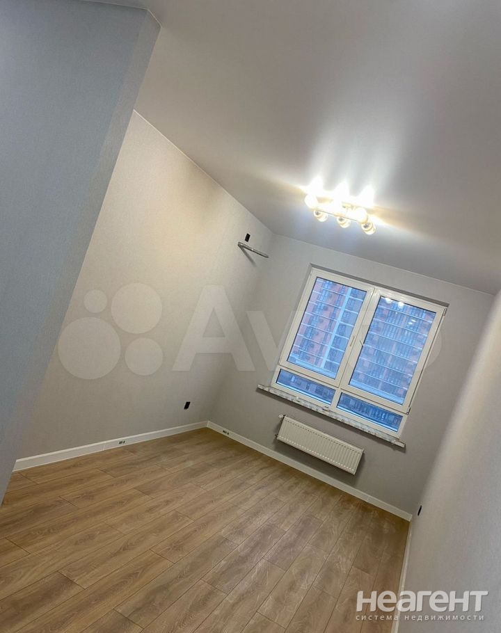 Продается 1-комнатная квартира, 35,9 м²